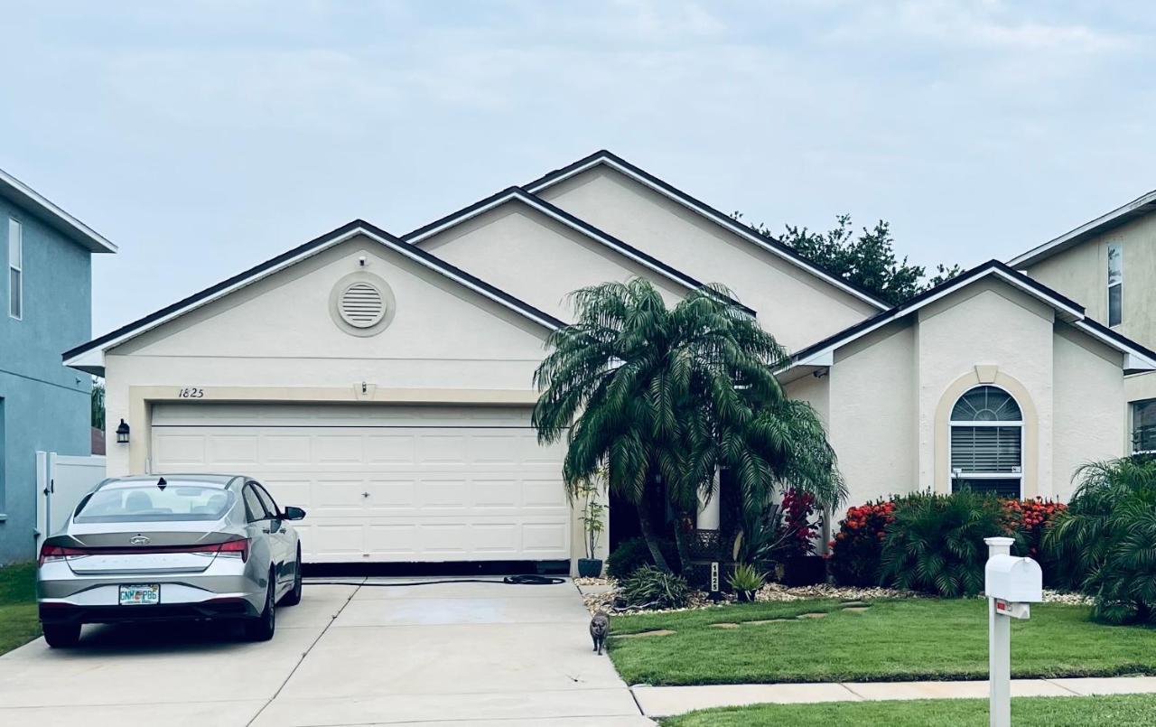 Ruskin Fl Private 2 Bdrm 1 Bath Suite Common Areas Shared With Host And Cat Εξωτερικό φωτογραφία