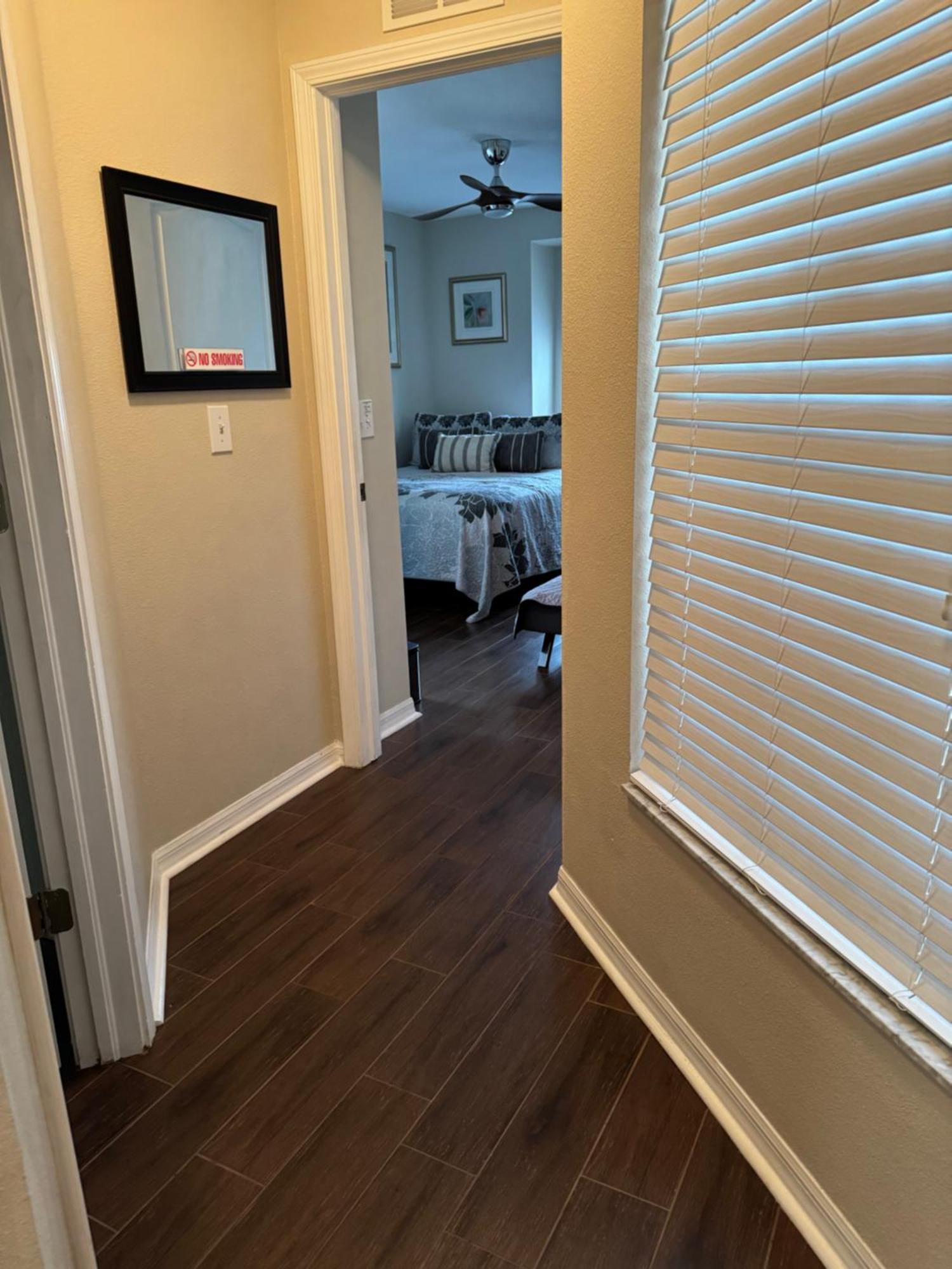 Ruskin Fl Private 2 Bdrm 1 Bath Suite Common Areas Shared With Host And Cat Εξωτερικό φωτογραφία